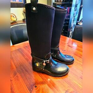 Michael Kors boots. Rubber and fabric. Black size‎ 7